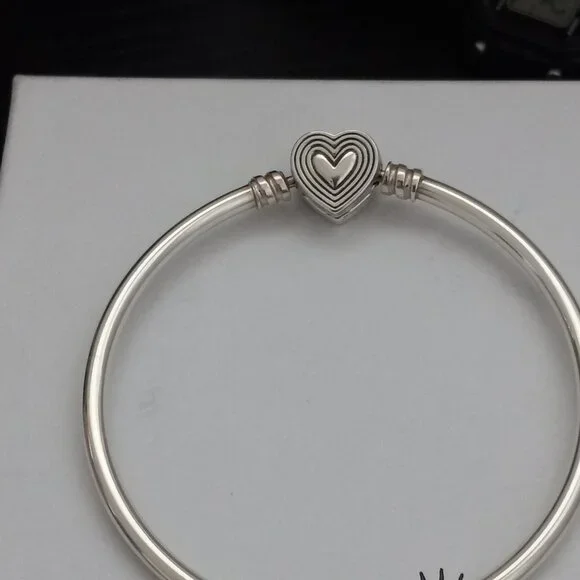 Pandora silver heart charm bracelet | limited edition - Picture 2 of 2